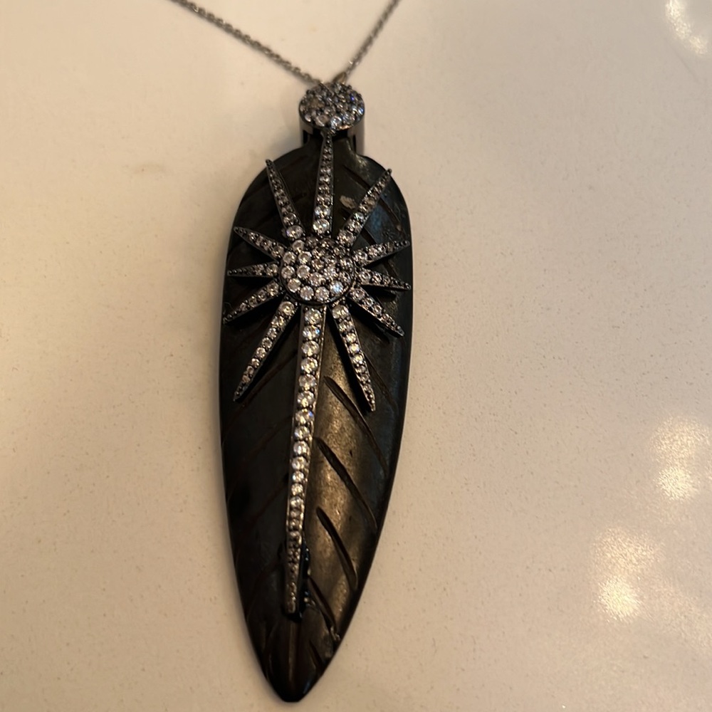 Necklace - Picture 3 of 4